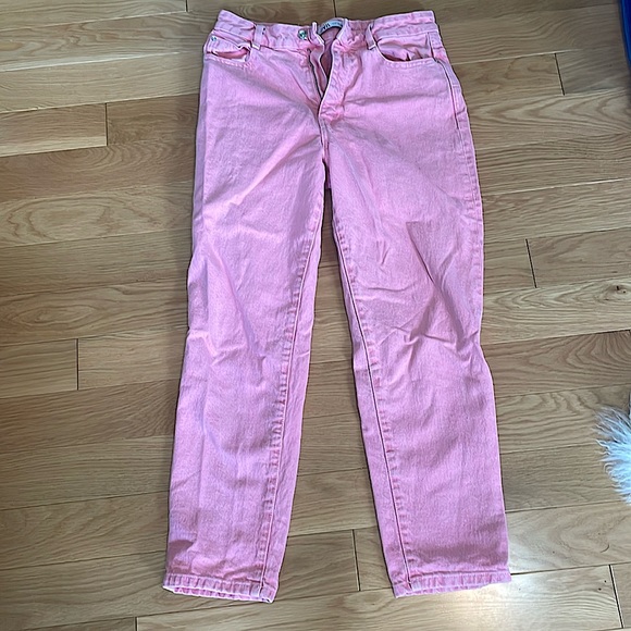 Zara Denim - Zara Women’s Mom Jeans - Pink - size 6
